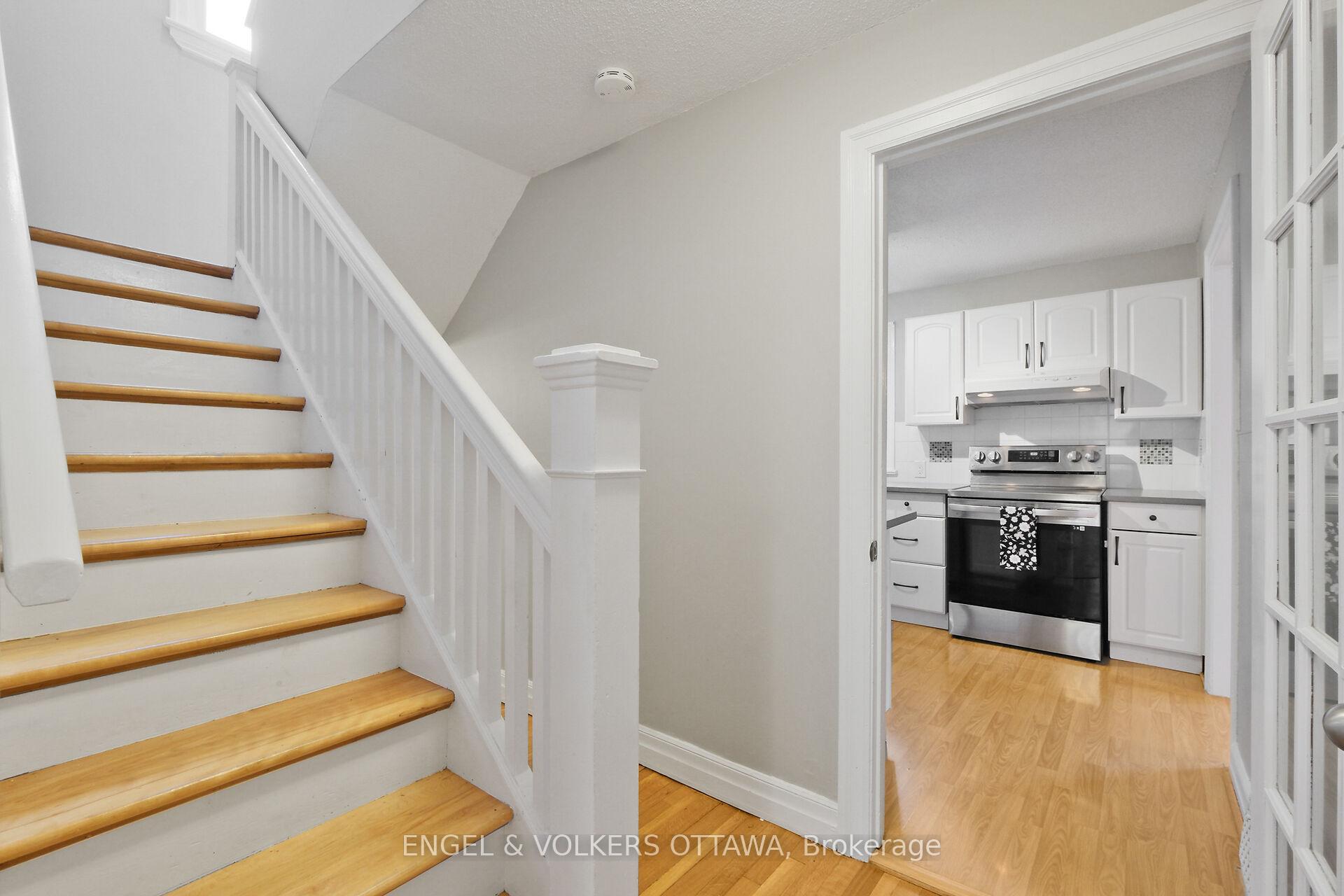 Photo 22 of 5566 Main Street, Ottawa, Manotick Village & Manotick Estates — HOMEH