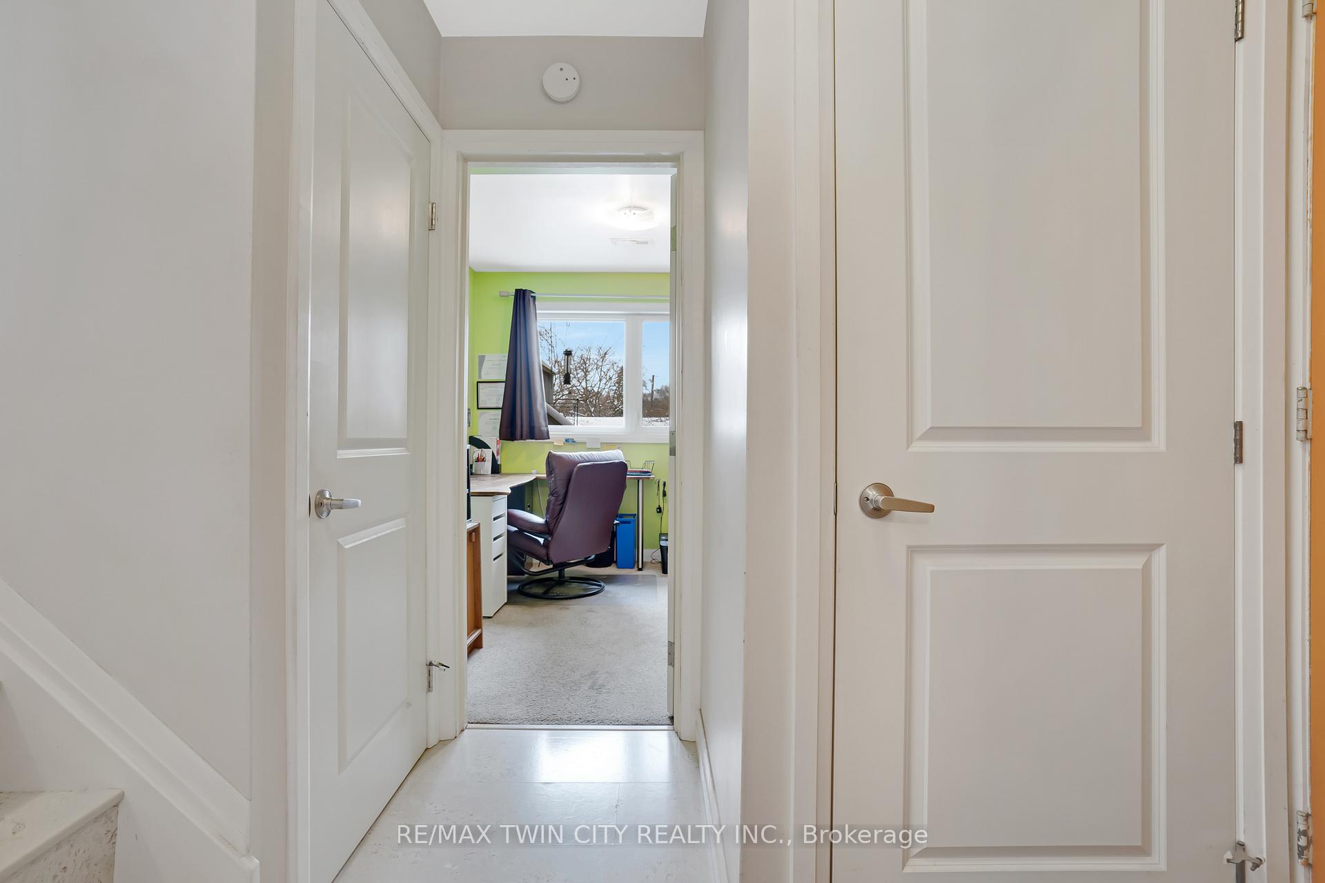 Photo 30 of 12 Sycamore Place, Kitchener — HOMEH