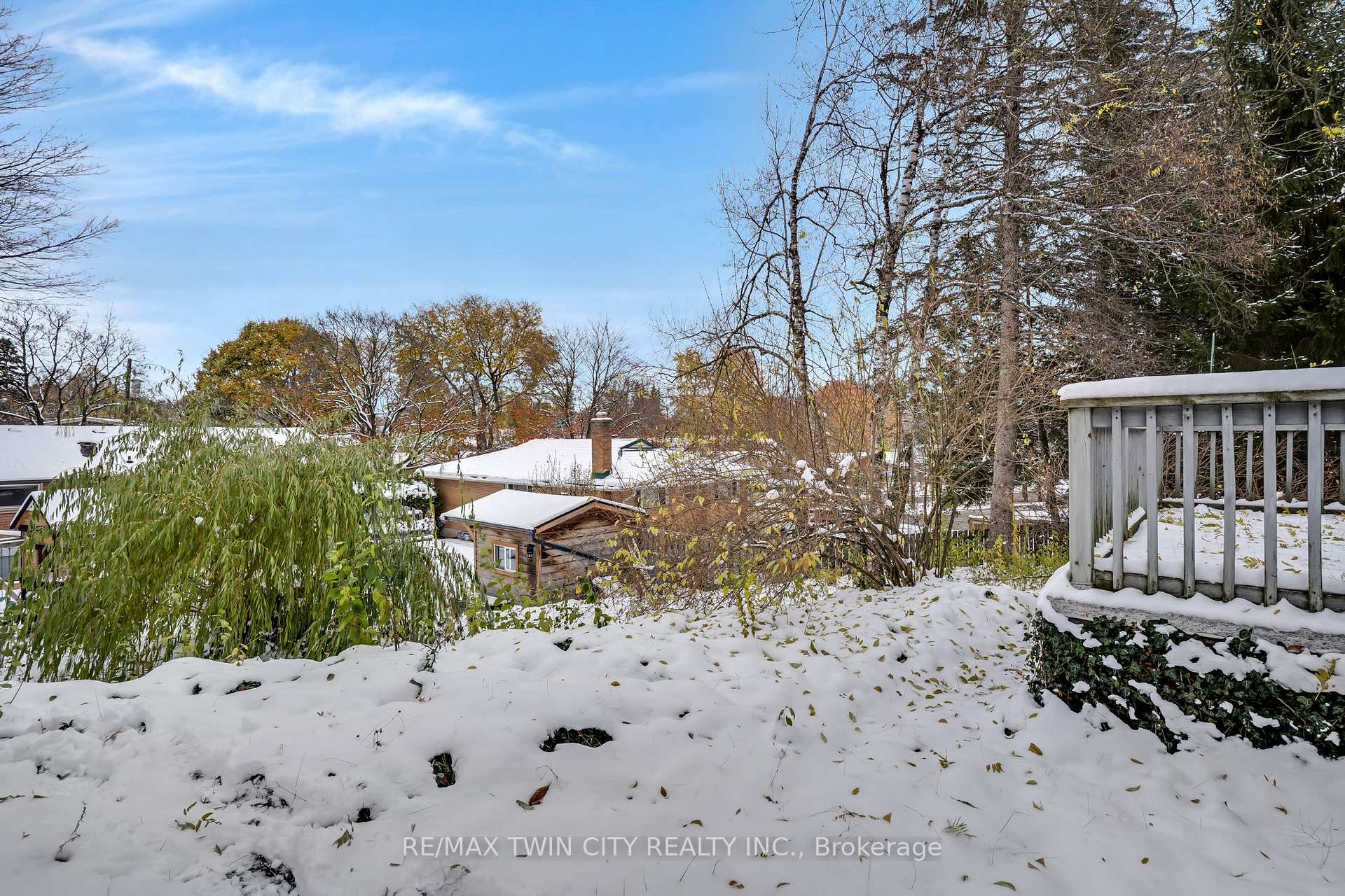 Photo 37 of 12 Sycamore Place, Kitchener — HOMEH