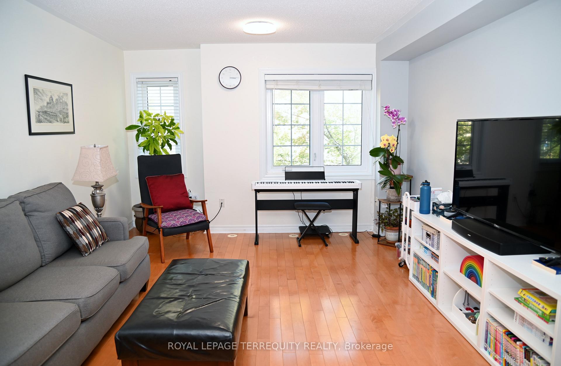 Photo 9 of 2753 Bur Oak Avenue, Markham, Cornell — HOMEH
