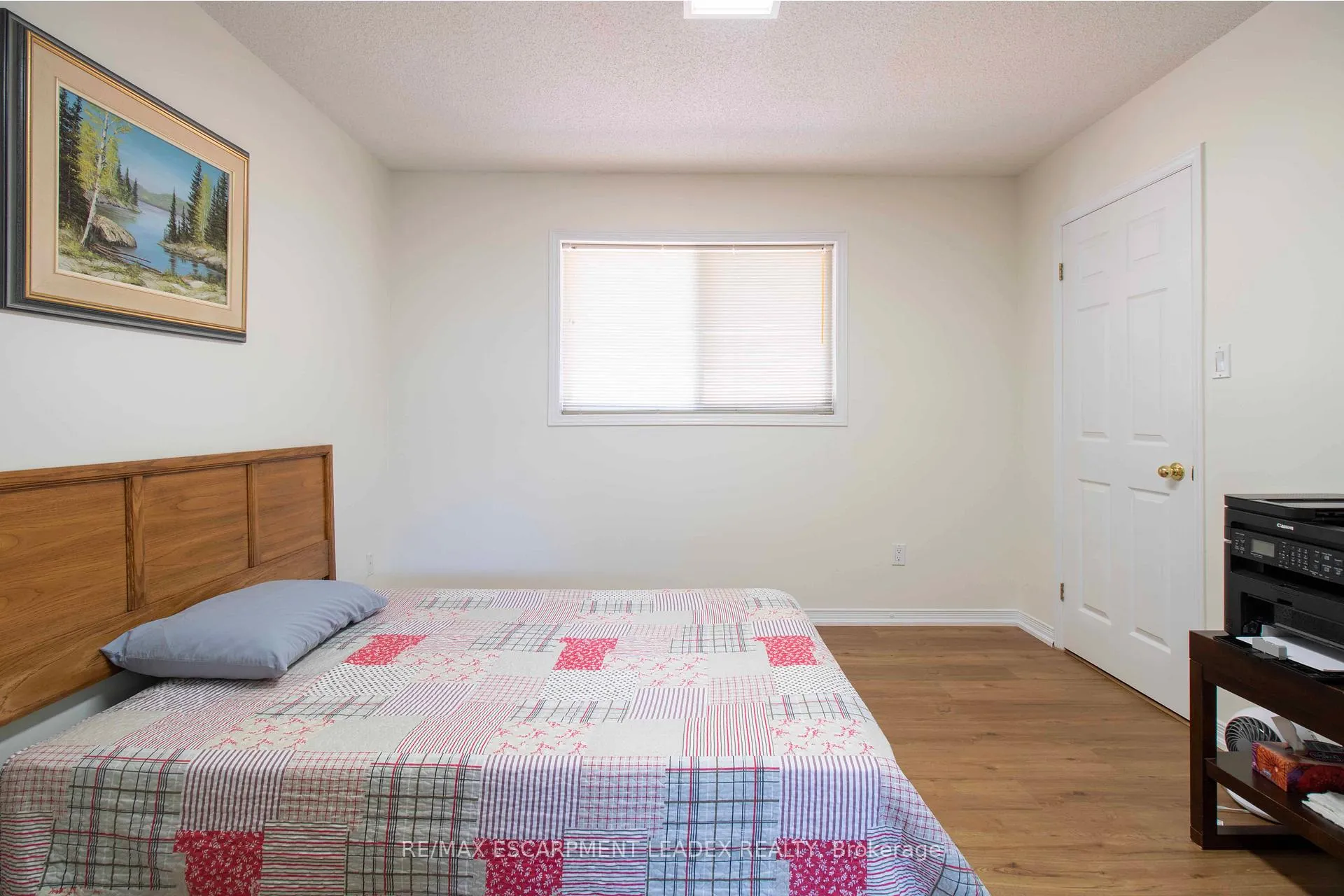 Photo 67 of 72 Brookheath Lane, Hamilton, Rural Glanbrook — HOMEH
