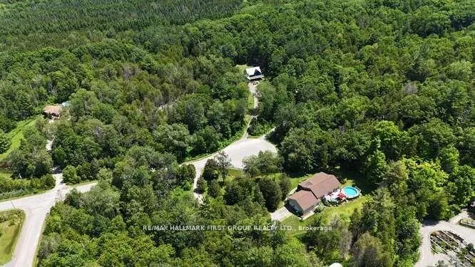 Photo 2 of 715 Whitebirch Road, Cavan Monaghan, Cavan Twp — HOMEH