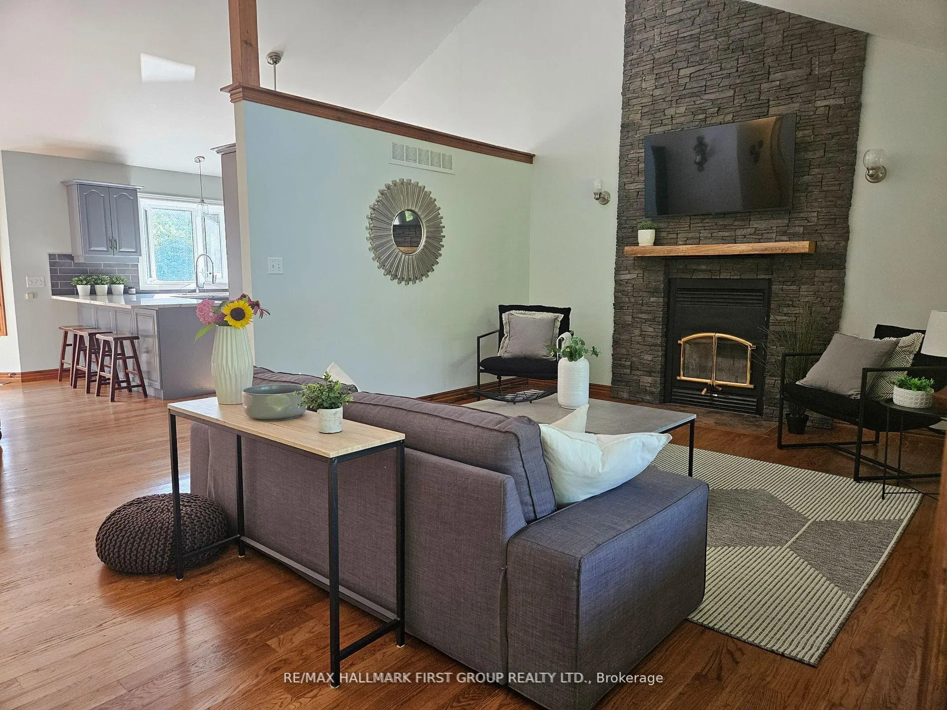 Photo 9 of 715 Whitebirch Road, Cavan Monaghan, Cavan Twp — HOMEH