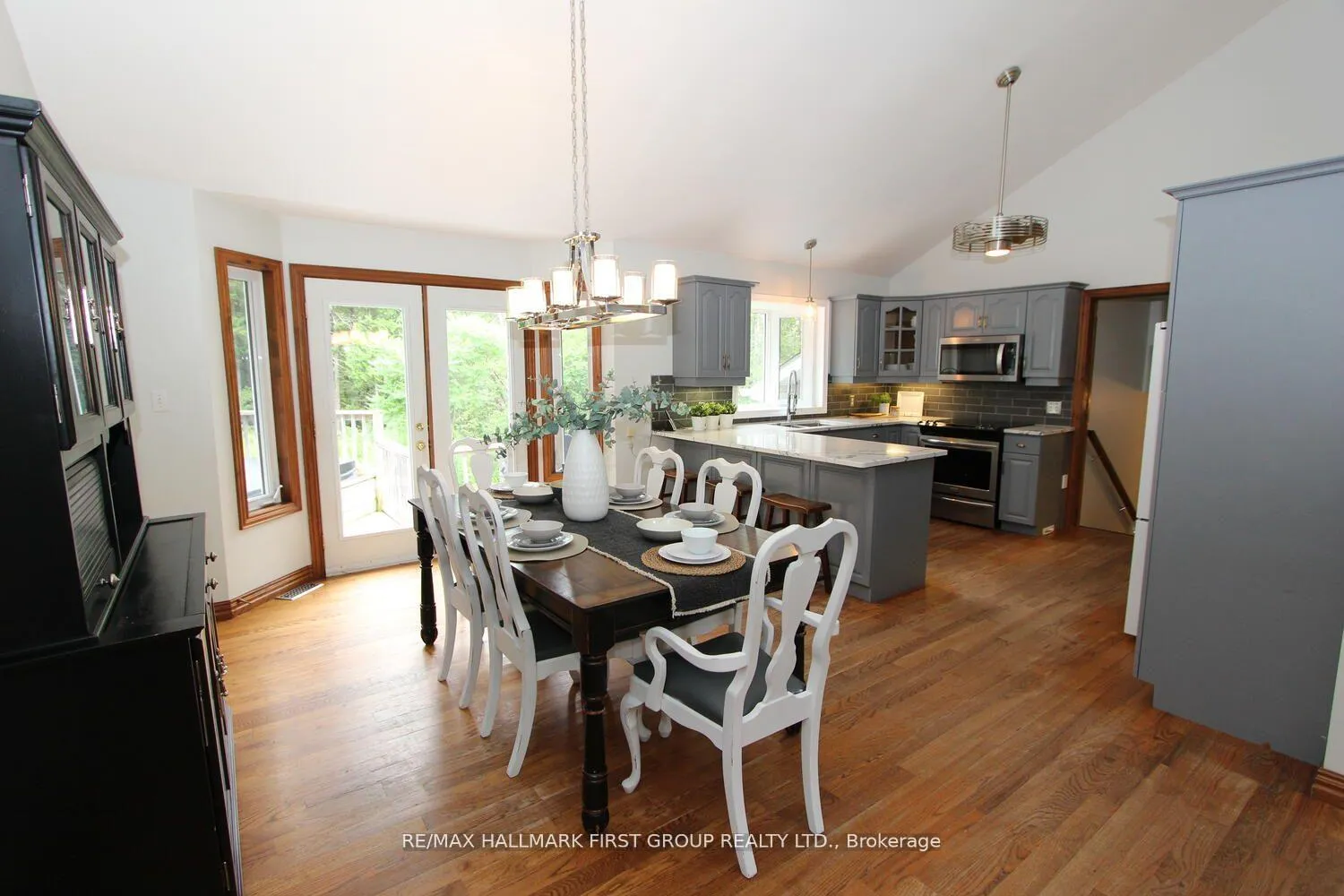 Photo 11 of 715 Whitebirch Road, Cavan Monaghan, Cavan Twp — HOMEH