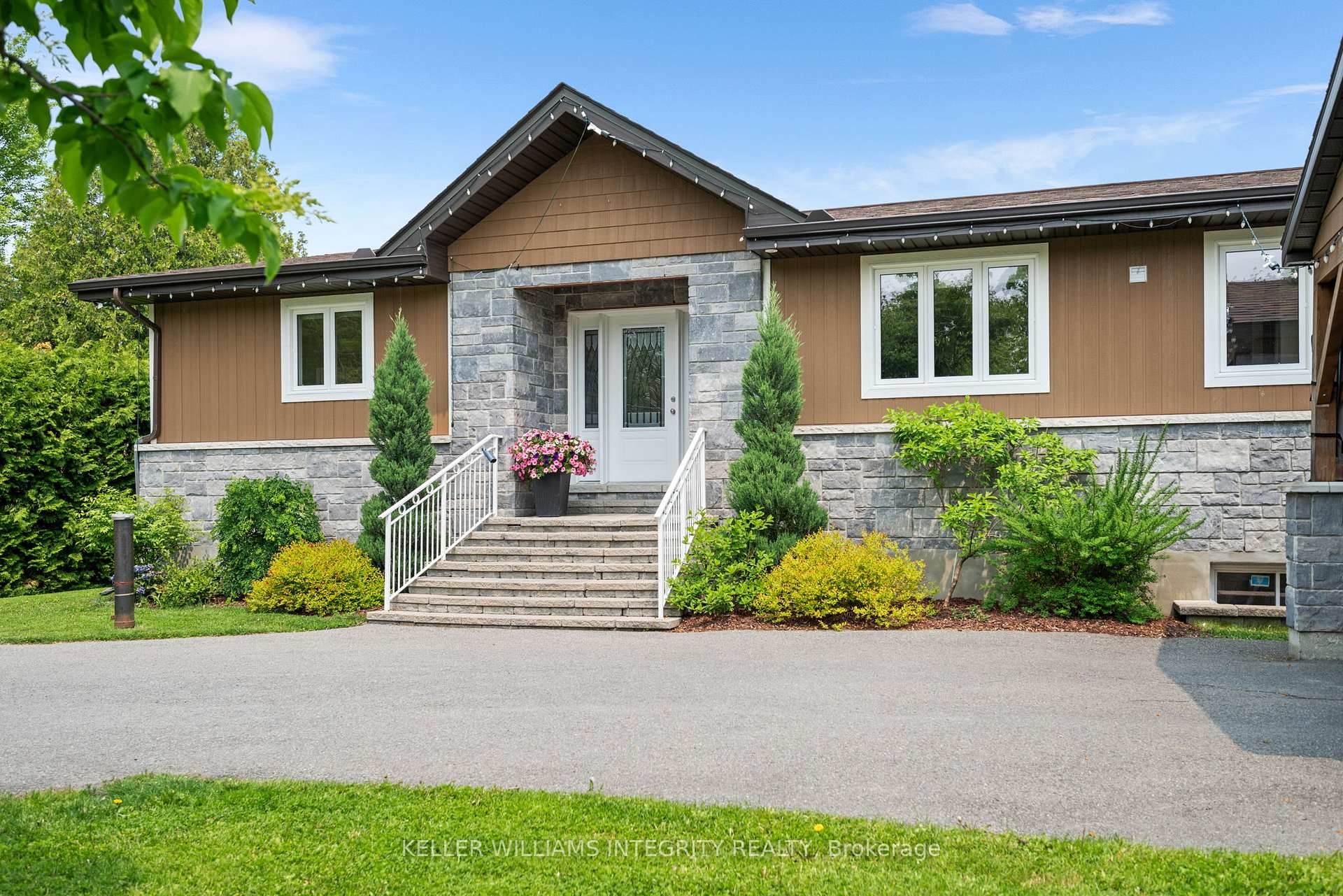 Photo 24 of 6451 Aston Road, Ottawa, Manotick South to Roger Stevens — HOMEH