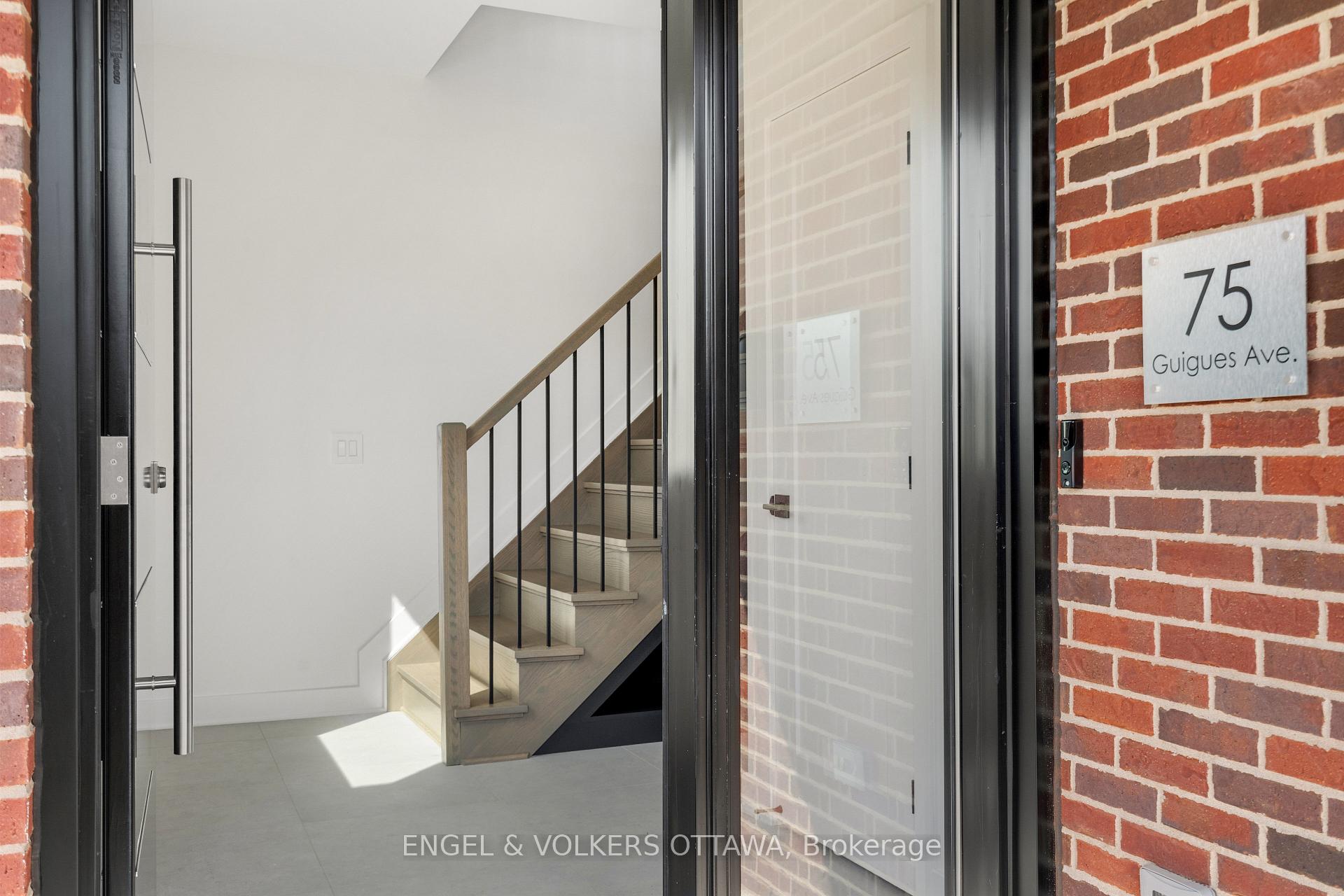 Photo 4 of 75 Guigues Avenue, Ottawa, Lower Town/Byward Market — HOMEH