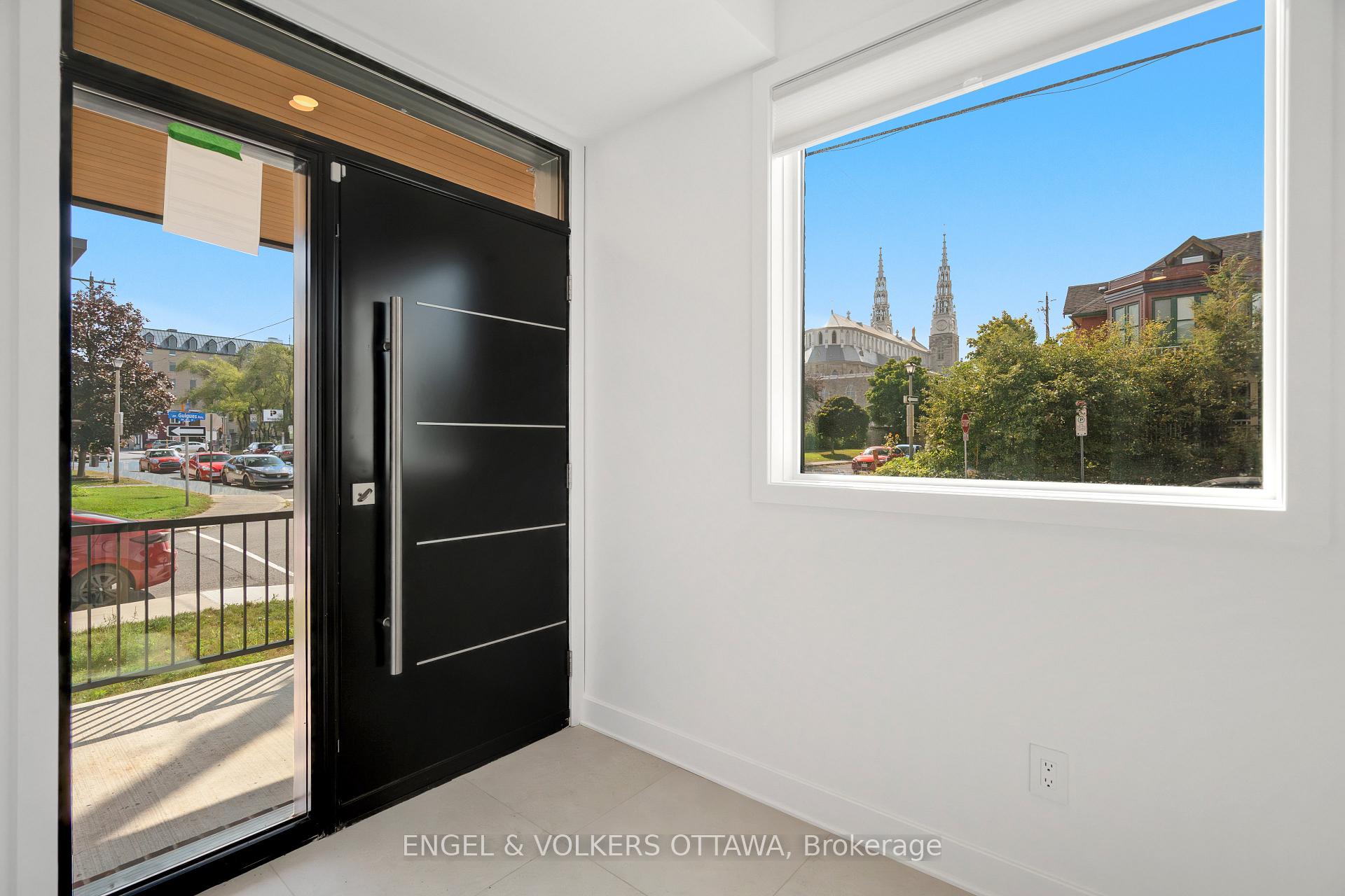 Photo 5 of 75 Guigues Avenue, Ottawa, Lower Town/Byward Market — HOMEH