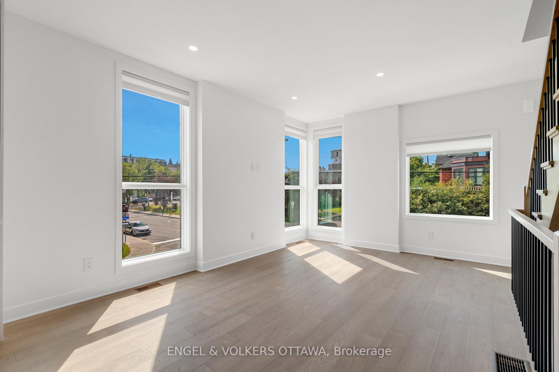Photo 18 of 75 Guigues Avenue, Ottawa, Lower Town/Byward Market — HOMEH