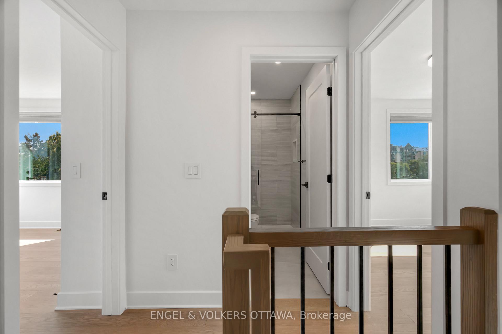 Photo 20 of 75 Guigues Avenue, Ottawa, Lower Town/Byward Market — HOMEH