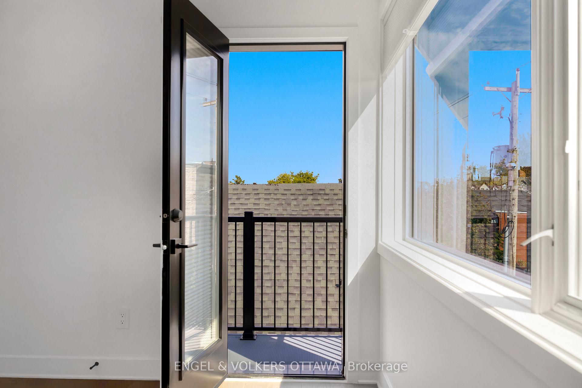 Photo 24 of 75 Guigues Avenue, Ottawa, Lower Town/Byward Market — HOMEH