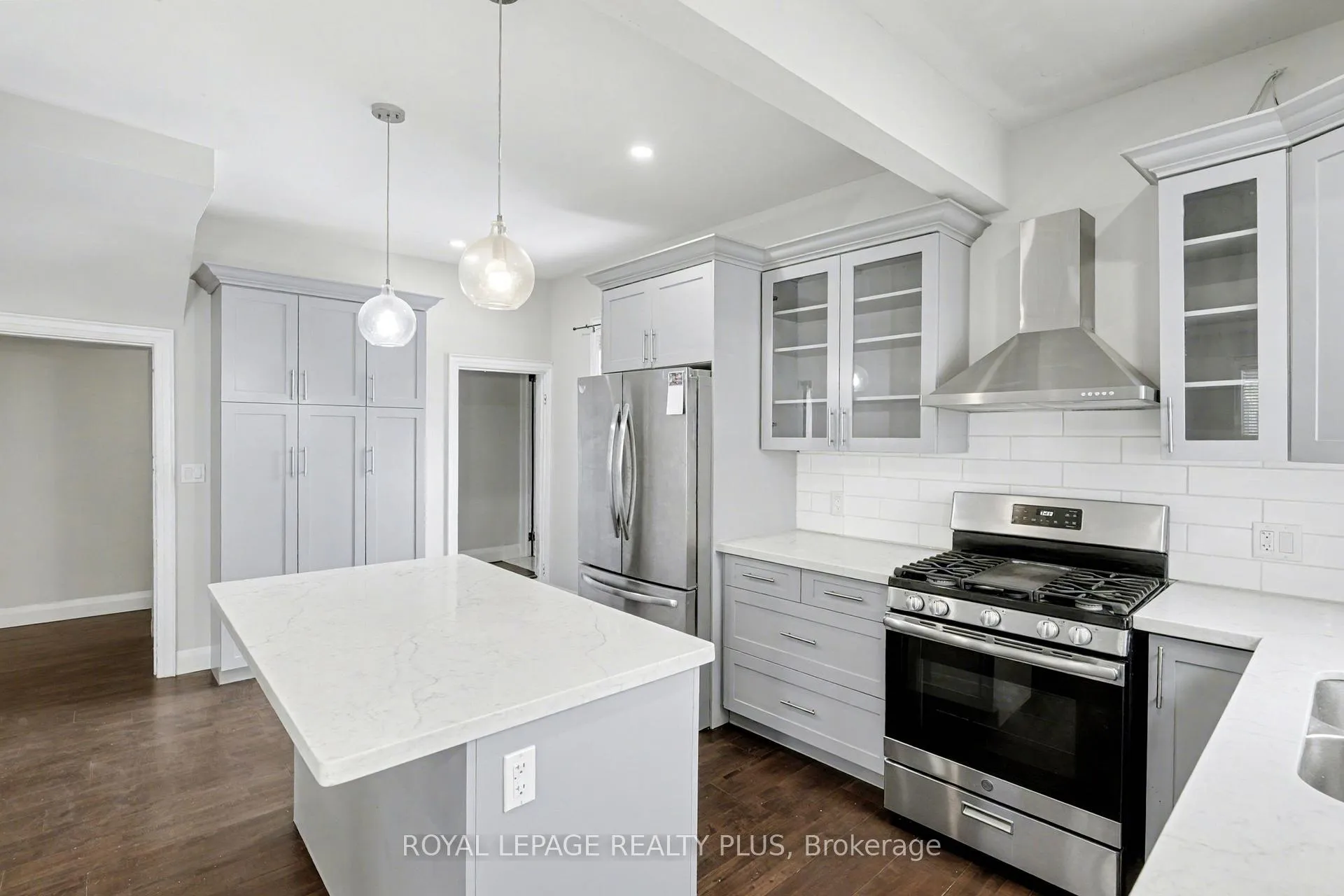 Photo 11 of 165 Cavell Avenue, Hamilton, Crown Point — HOMEH