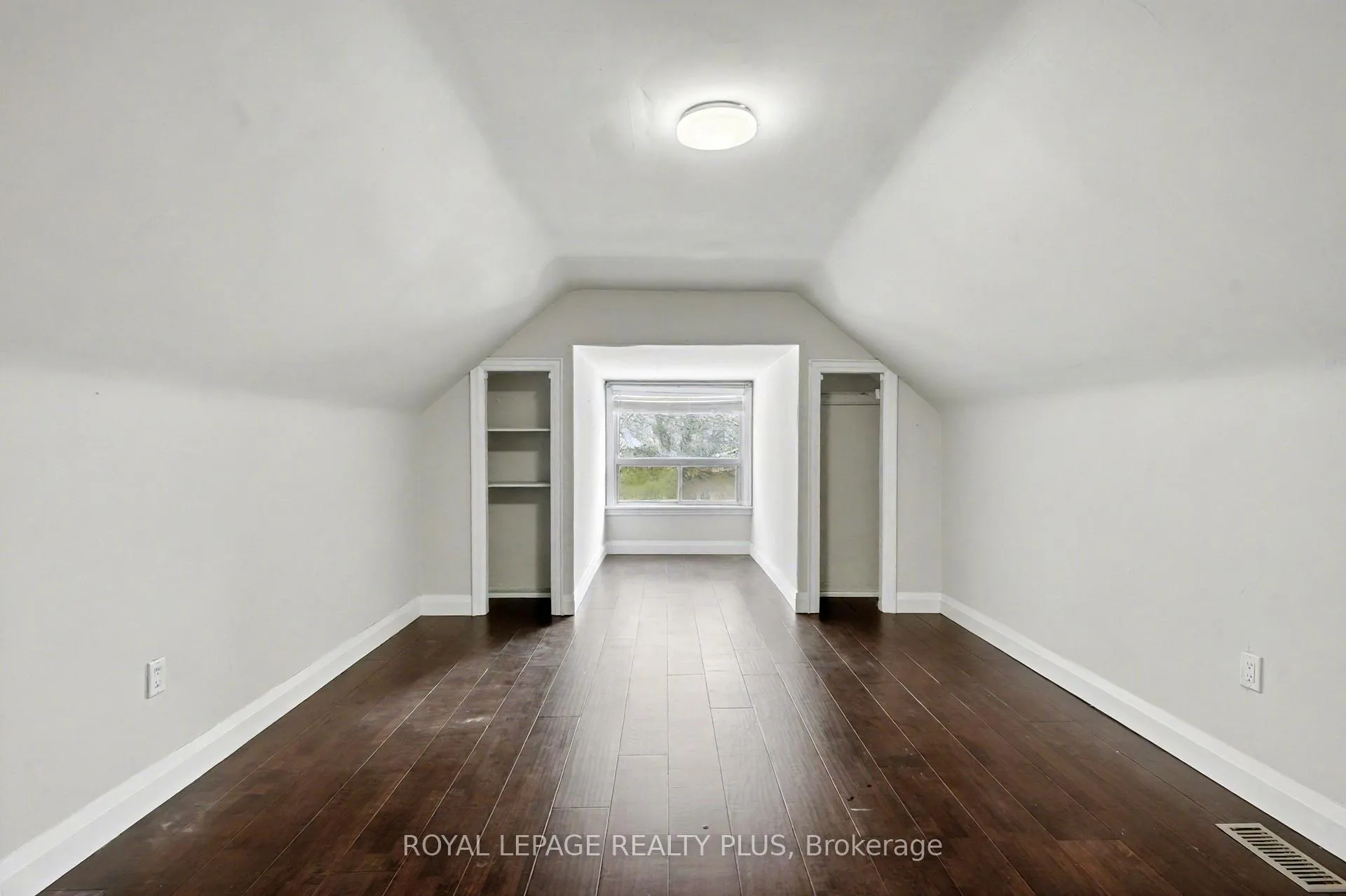 Photo 24 of 165 Cavell Avenue, Hamilton, Crown Point — HOMEH