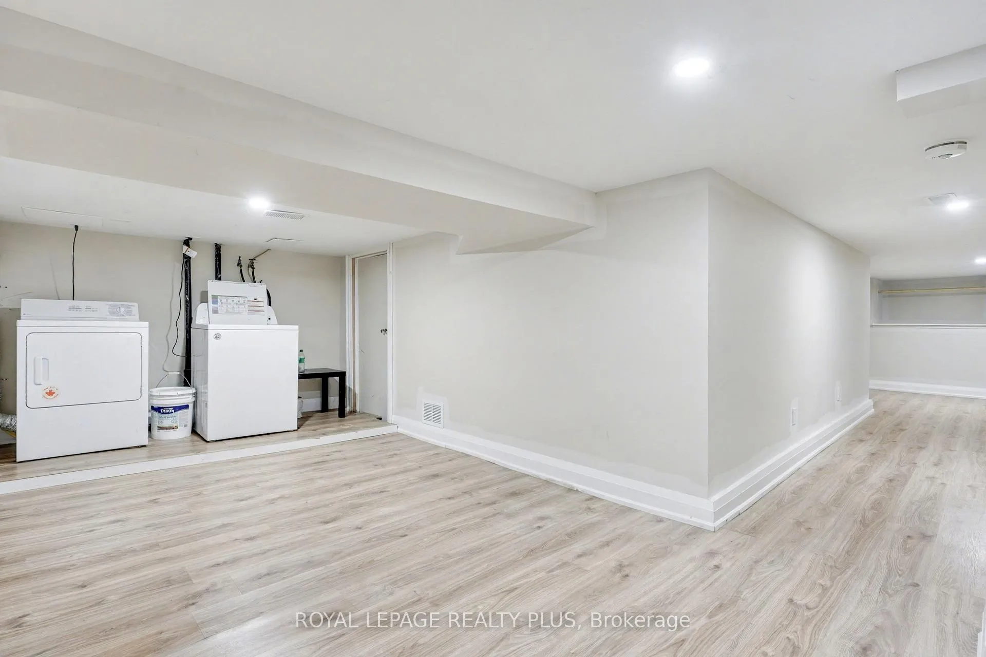 Photo 55 of 165 Cavell Avenue, Hamilton, Crown Point — HOMEH