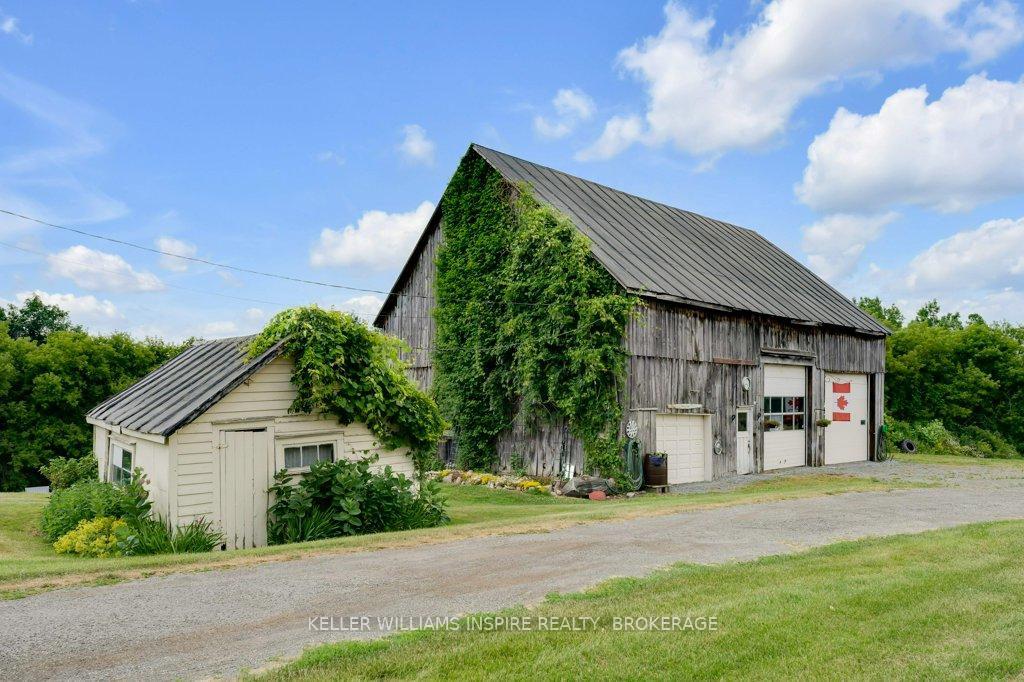 Photo 3 of 1598 County Rd 6 N, Loyalist, Lennox and Addington - South — HOMEH