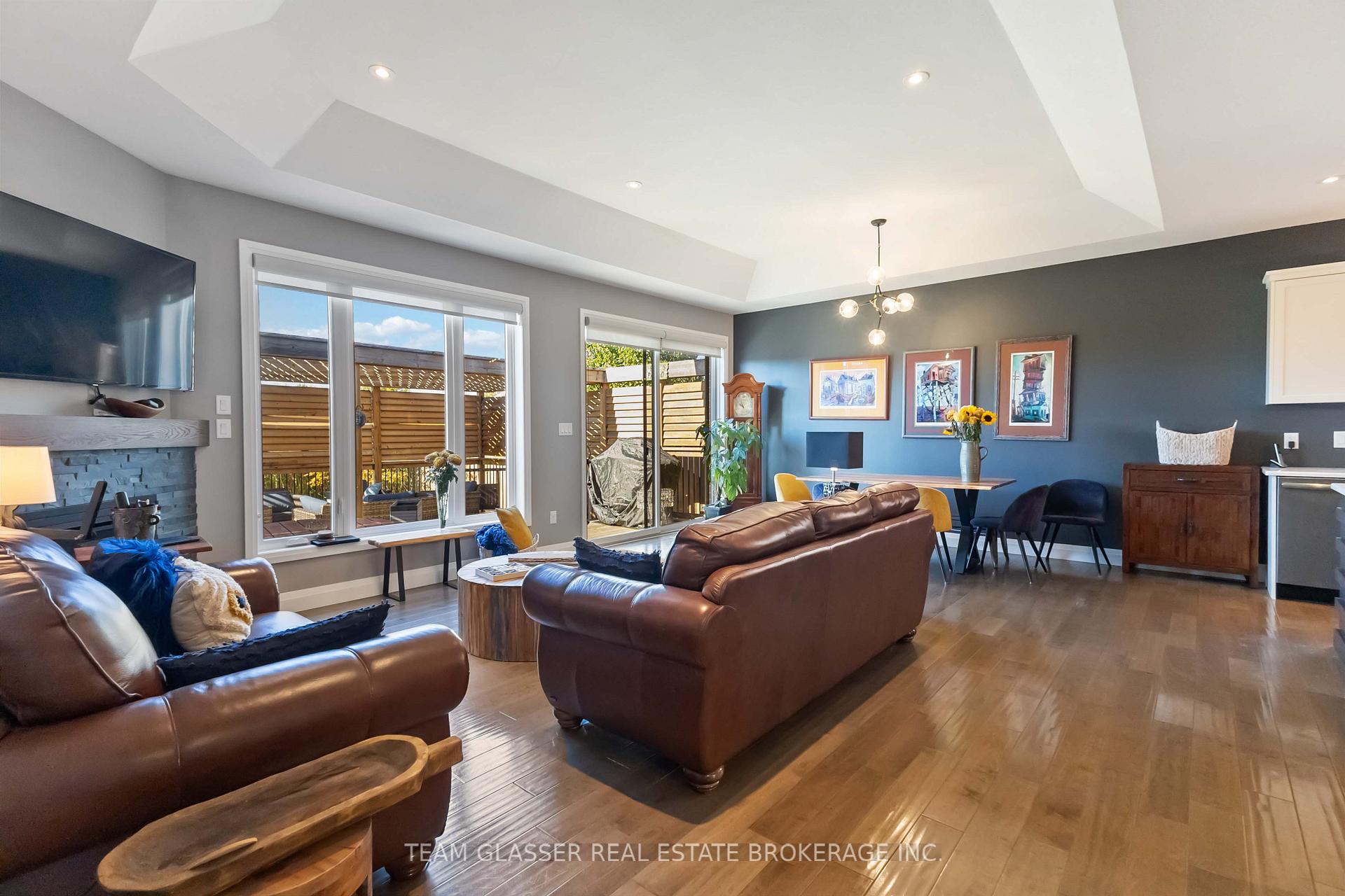 Photo 20 of 151 Spencer Avenue, Lucan Biddulph, Lucan — HOMEH
