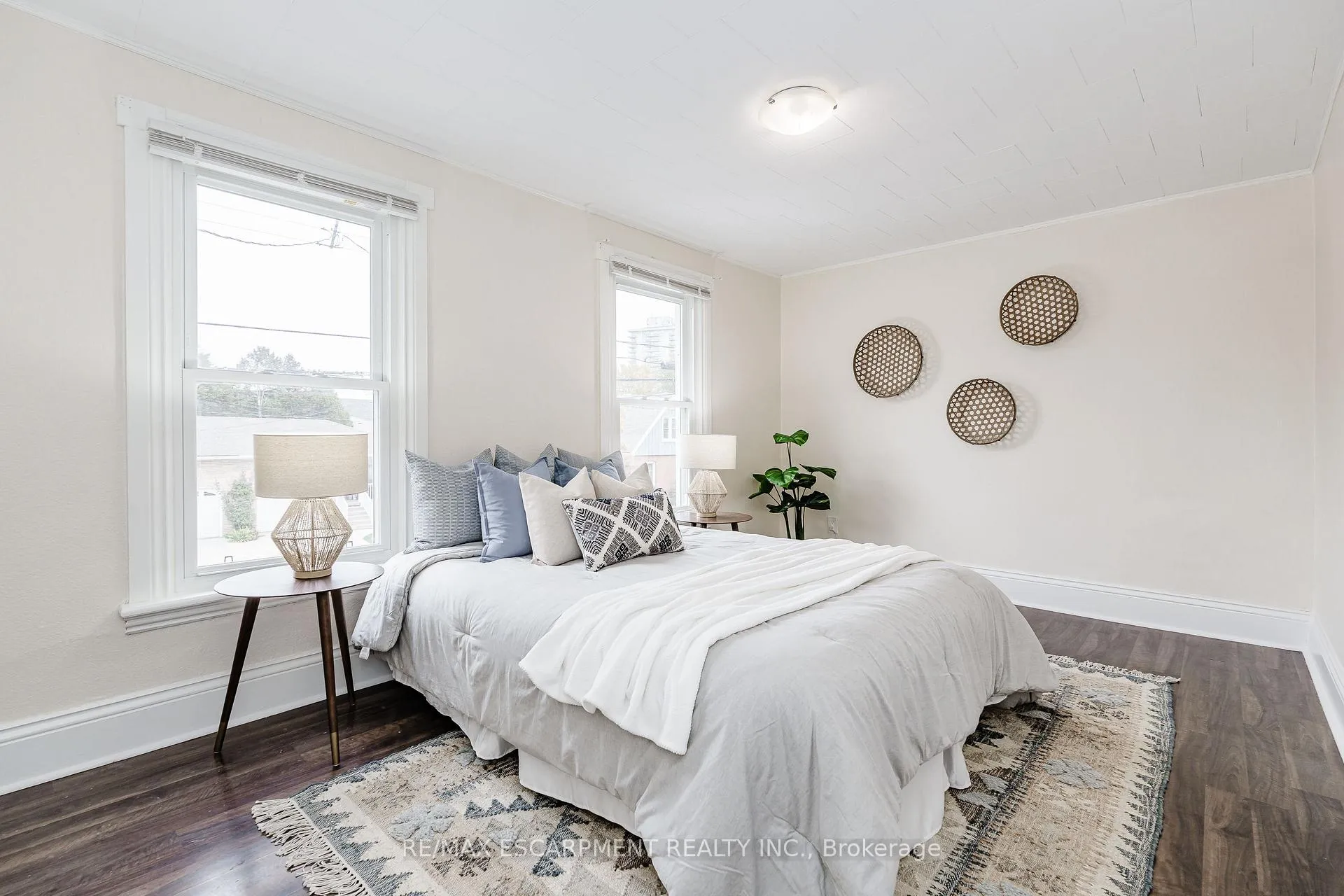 Photo 10 of 20 Burlington Street E, Hamilton, North End — HOMEH