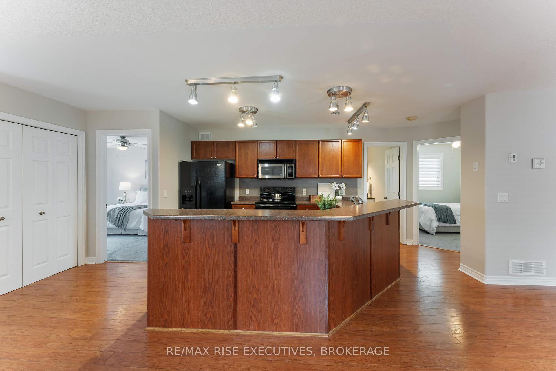 Photo 9 of 138 Speers Boulevard, Loyalist, Amherstview — HOMEH