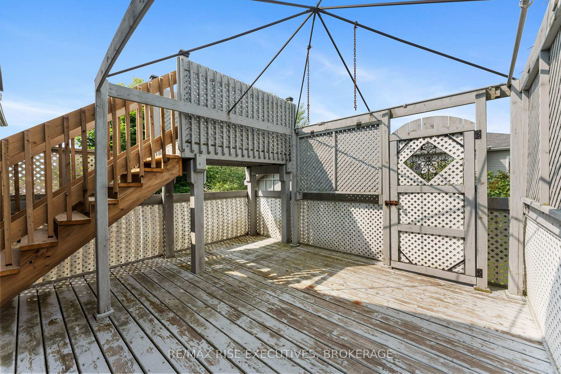 Photo 25 of 138 Speers Boulevard, Loyalist, Amherstview — HOMEH
