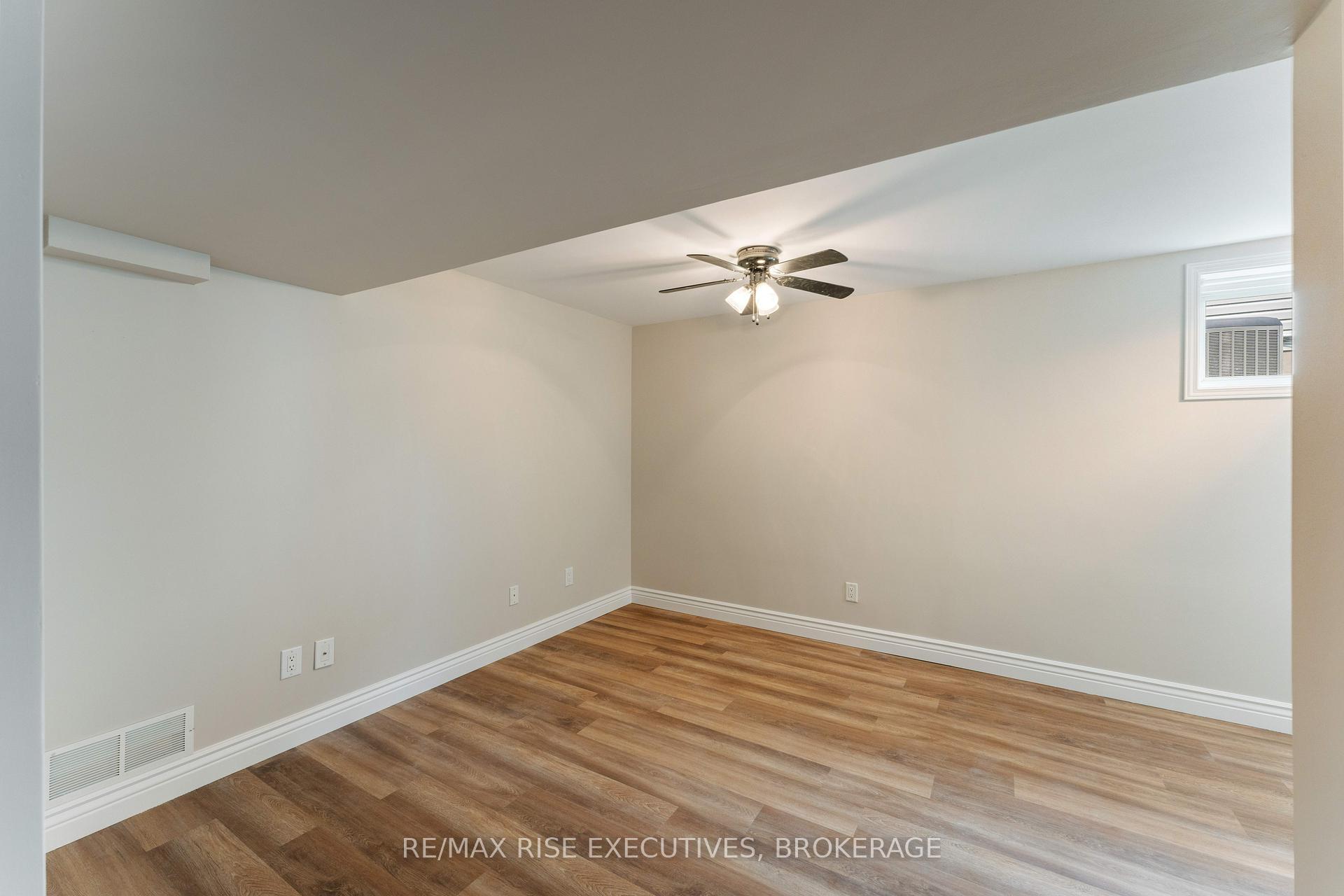 Photo 35 of 138 Speers Boulevard, Loyalist, Amherstview — HOMEH