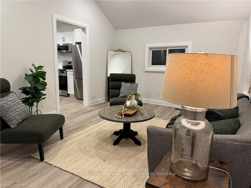 Photo 16 of 42 George Street E, Huron East, Seaforth — HOMEH