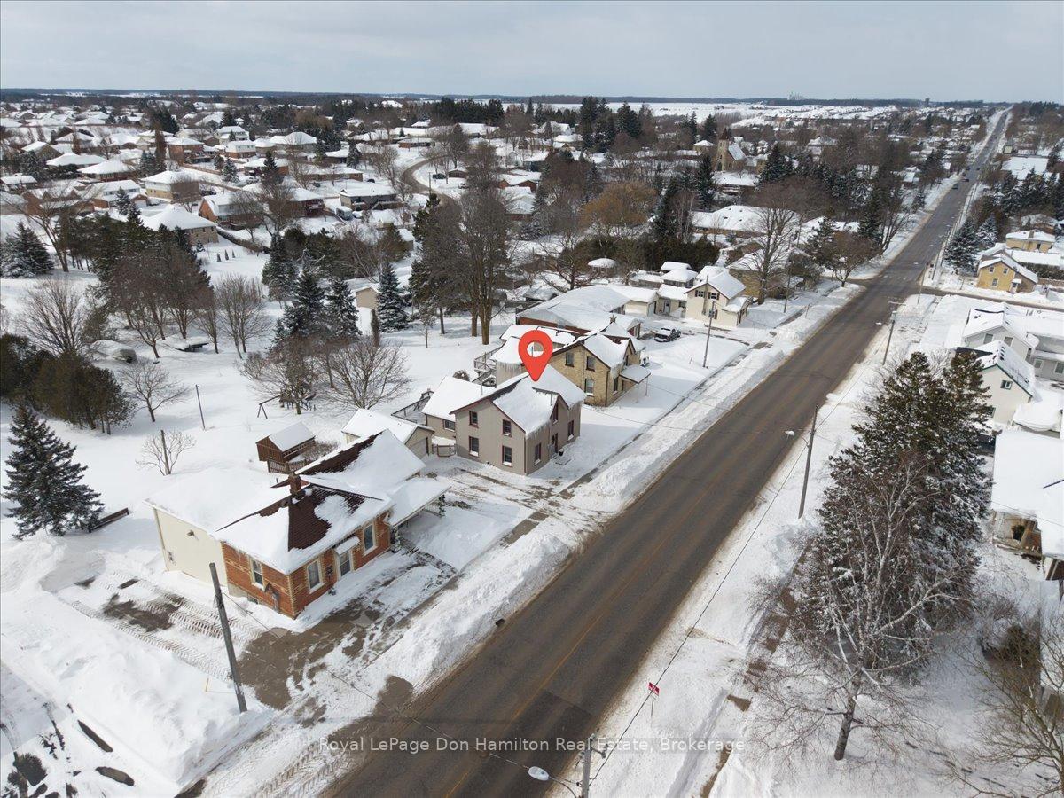 Photo 3 of 79 Main Street E, Mapleton, Rural Mapleton — HOMEH