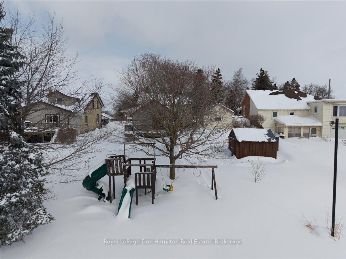 Photo 33 of 79 Main Street E, Mapleton, Rural Mapleton — HOMEH