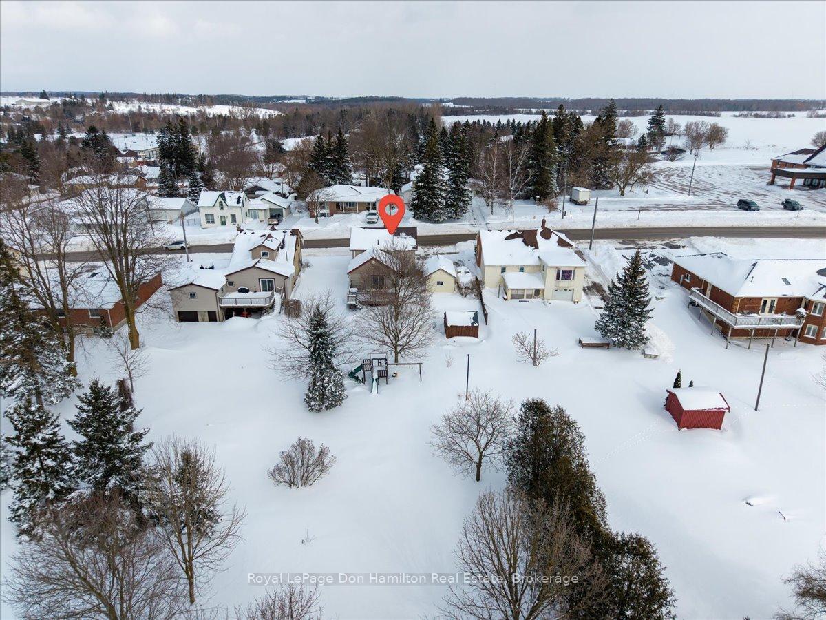 Photo 36 of 79 Main Street E, Mapleton, Rural Mapleton — HOMEH