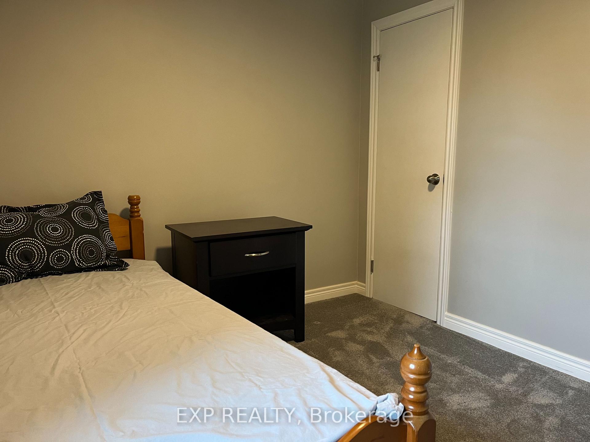 Photo 22 of 30 Stewart Street, Kitchener — HOMEH
