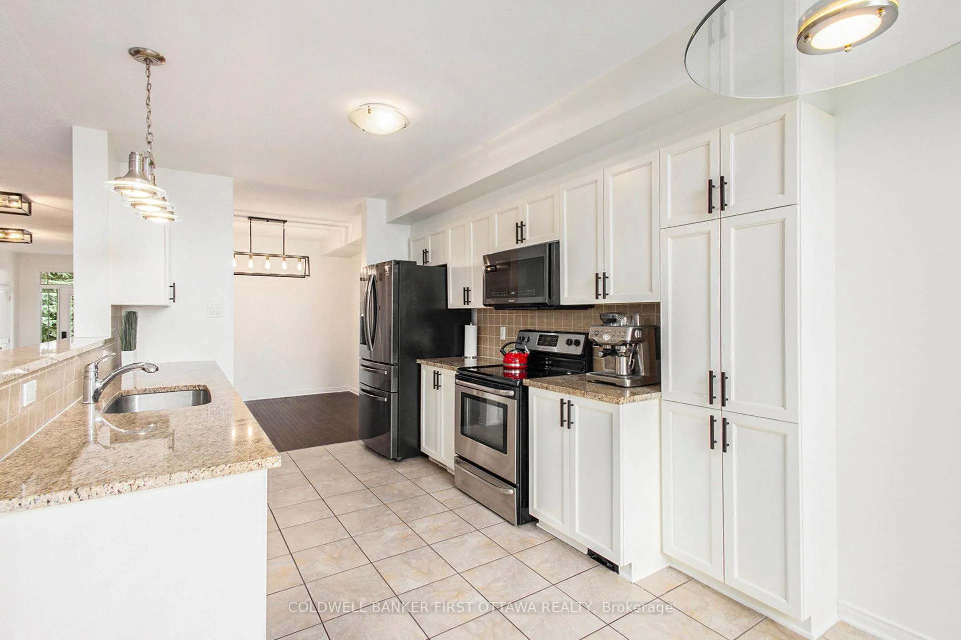 Photo 11 of 508 Pepperville Crescent, Ottawa, Kanata - Emerald Meadows/Trailwest — HOMEH