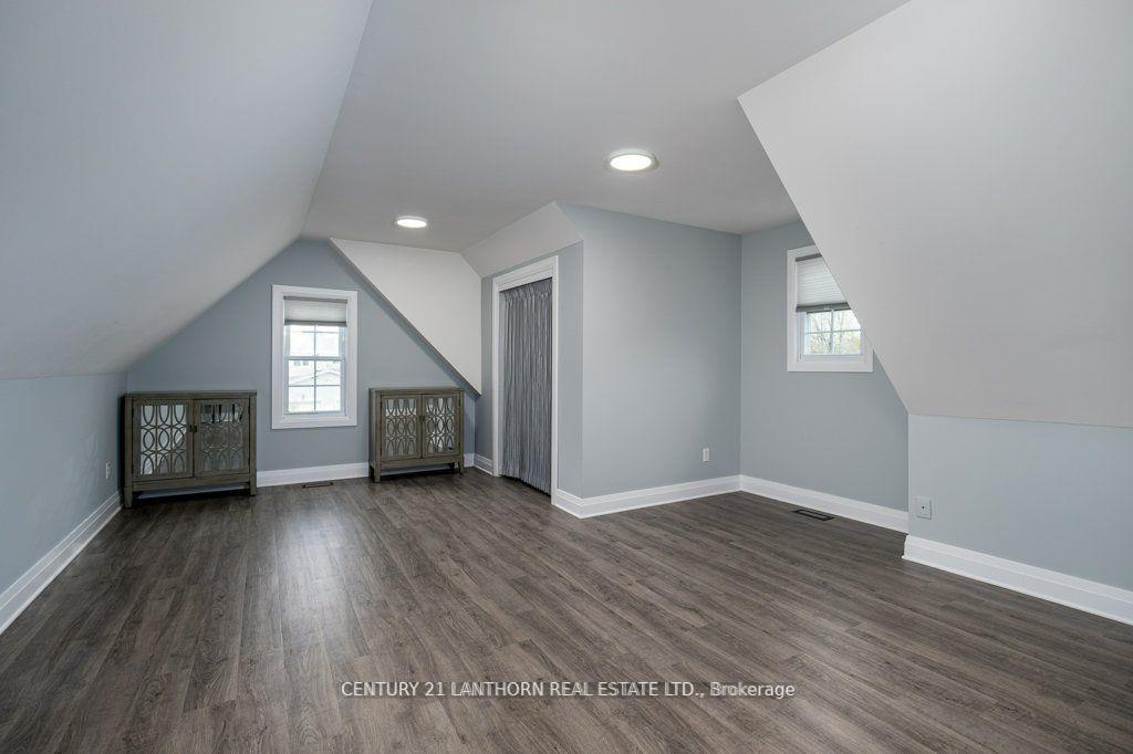 Photo 1 of 62 Davey Crescent, Loyalist, Amherstview — HOMEH