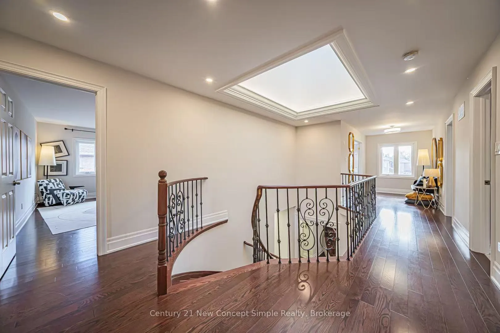 Photo 9 of 3 Moses Crescent, Markham, Cachet — HOMEH