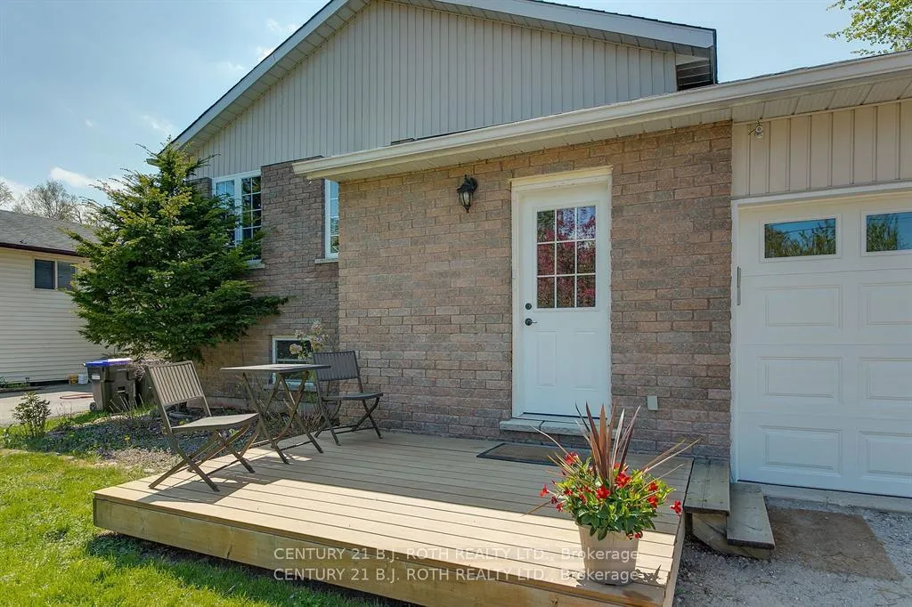 Photo 2 of 2636 Wilson Place, Innisfil, Rural Innisfil — HOMEH