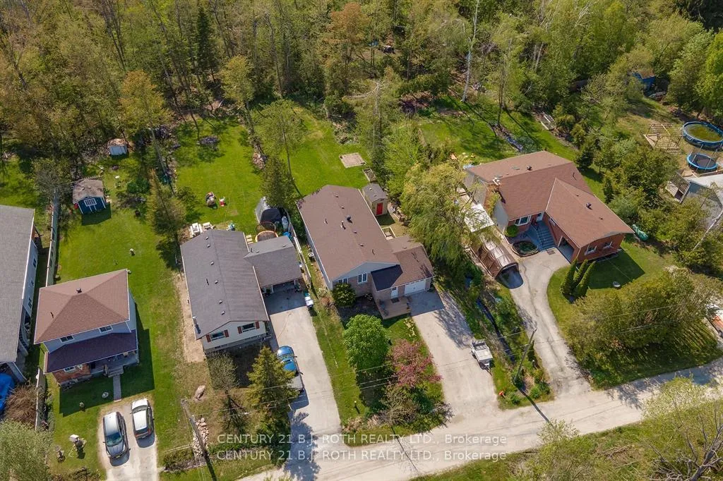 Photo 8 of 2636 Wilson Place, Innisfil, Rural Innisfil — HOMEH