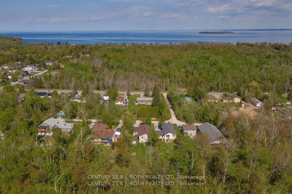 Photo 10 of 2636 Wilson Place, Innisfil, Rural Innisfil — HOMEH