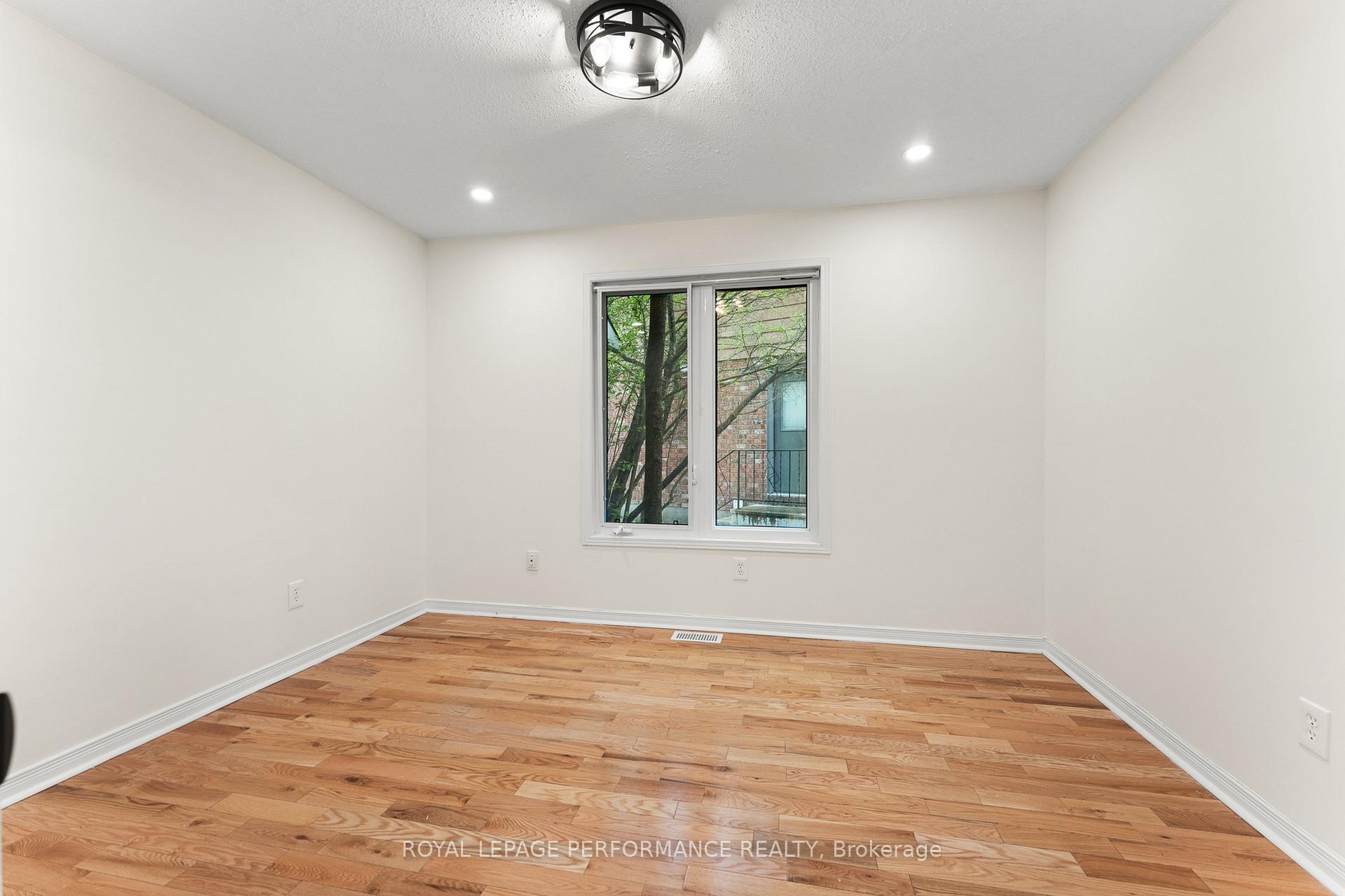 Photo 15 of 215 Walden Drive, Ottawa, Kanata - Kanata Lakes/Heritage Hills — HOMEH
