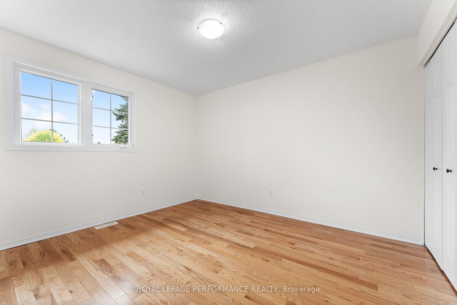 Photo 27 of 215 Walden Drive, Ottawa, Kanata - Kanata Lakes/Heritage Hills — HOMEH