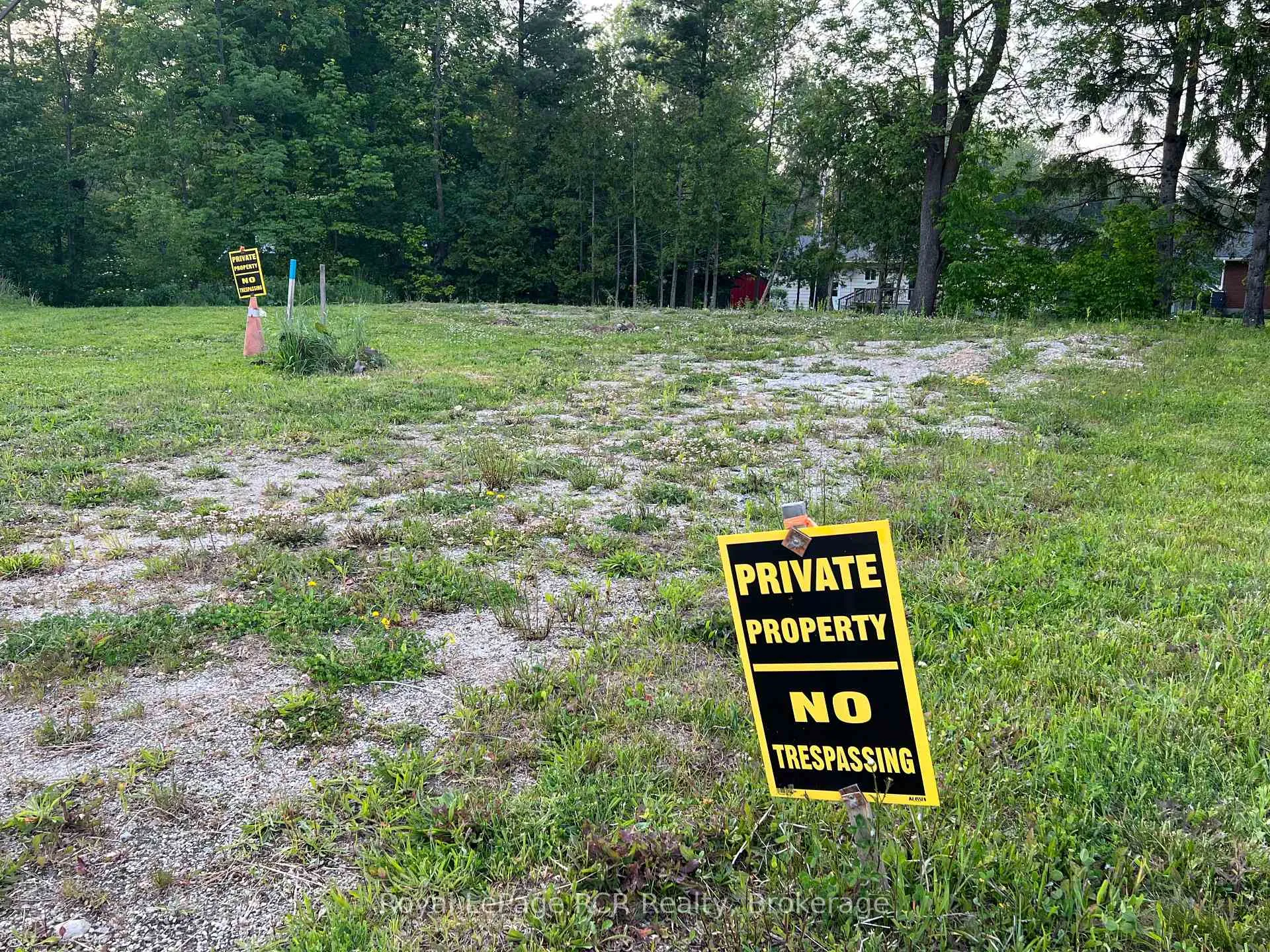 Photo 4 of 48 Gordon Crescent, Meaford — HOMEH