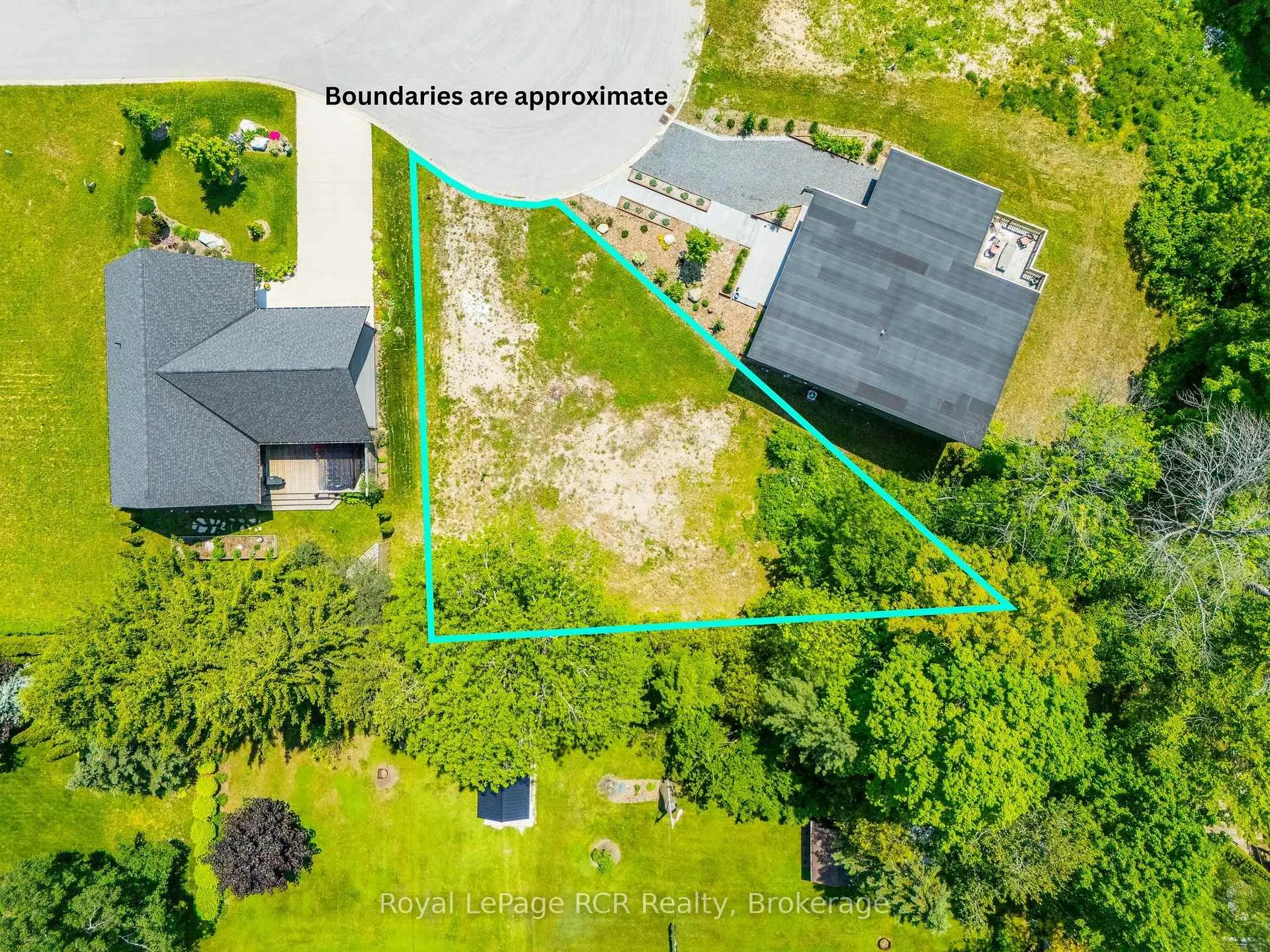 Photo 7 of 48 Gordon Crescent, Meaford — HOMEH