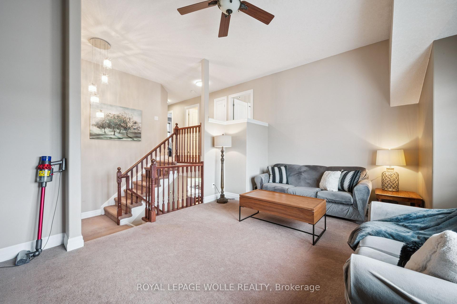 Photo 16 of 957 Banffshire Court, Kitchener — HOMEH