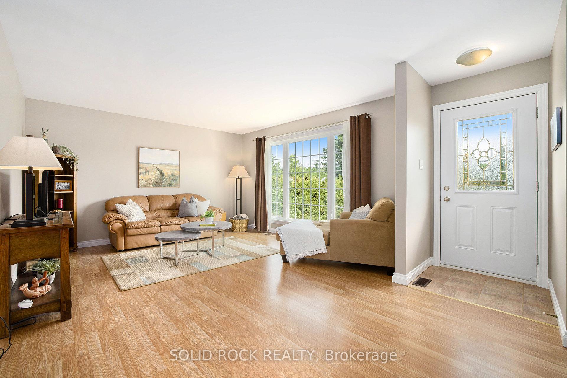 Photo 9 of 307 Kippen Road, McNab/Braeside, Mcnab/Braeside Twps — HOMEH