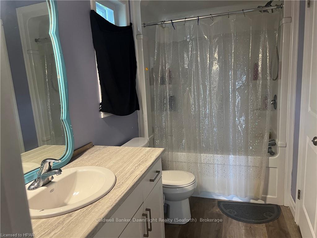 Photo 11 of 38 John Street, Huron East, Seaforth — HOMEH