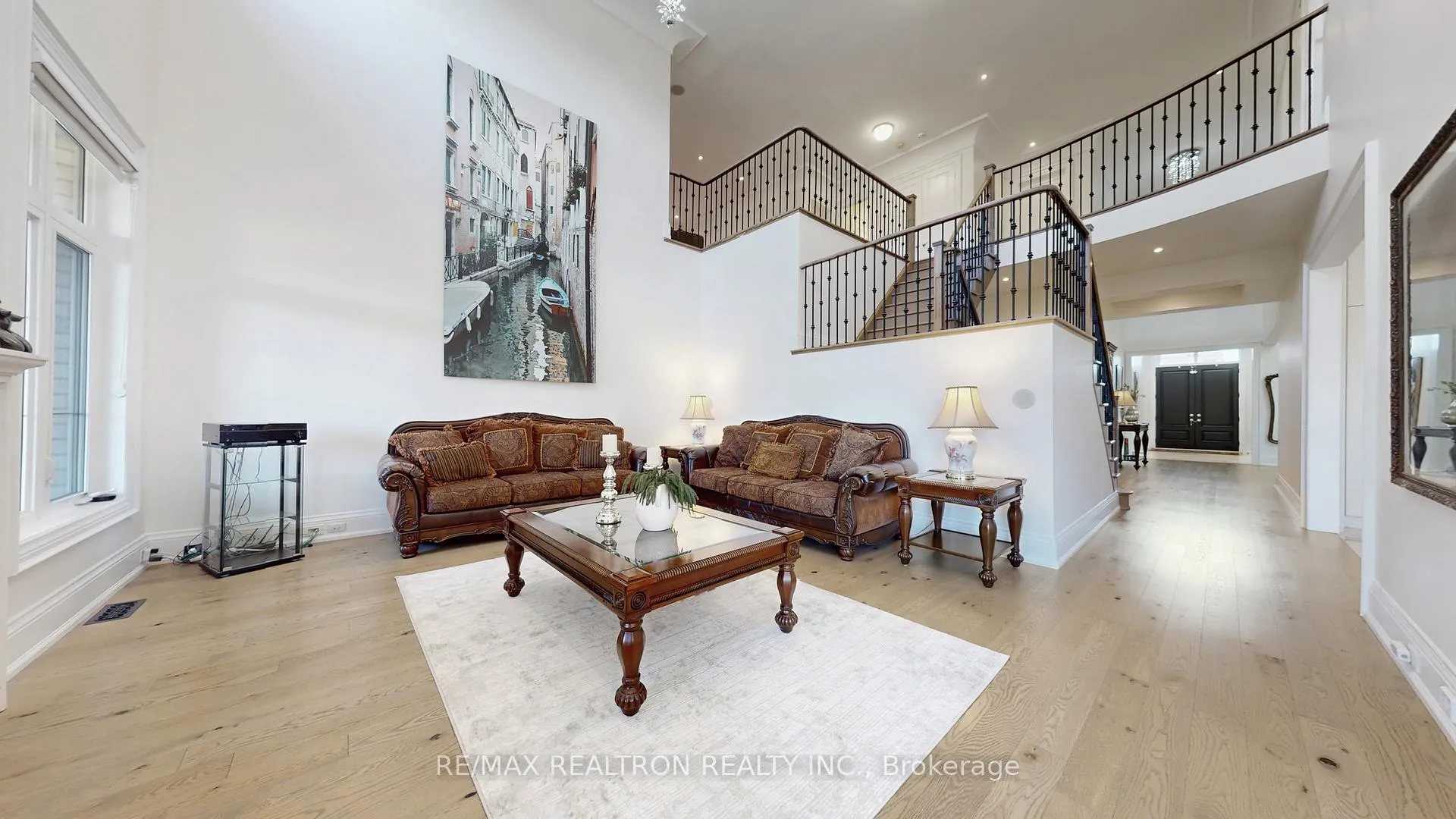 Photo 6 of 24 Hogan Court, King, King City — HOMEH