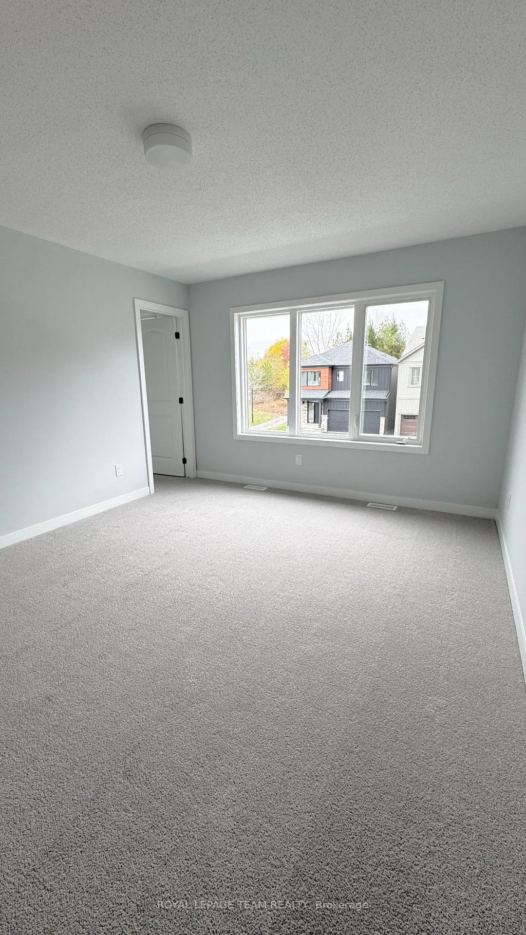Photo 7 of 122 Tonic Crescent, Ottawa, Kanata - Rural Kanata (Central) — HOMEH