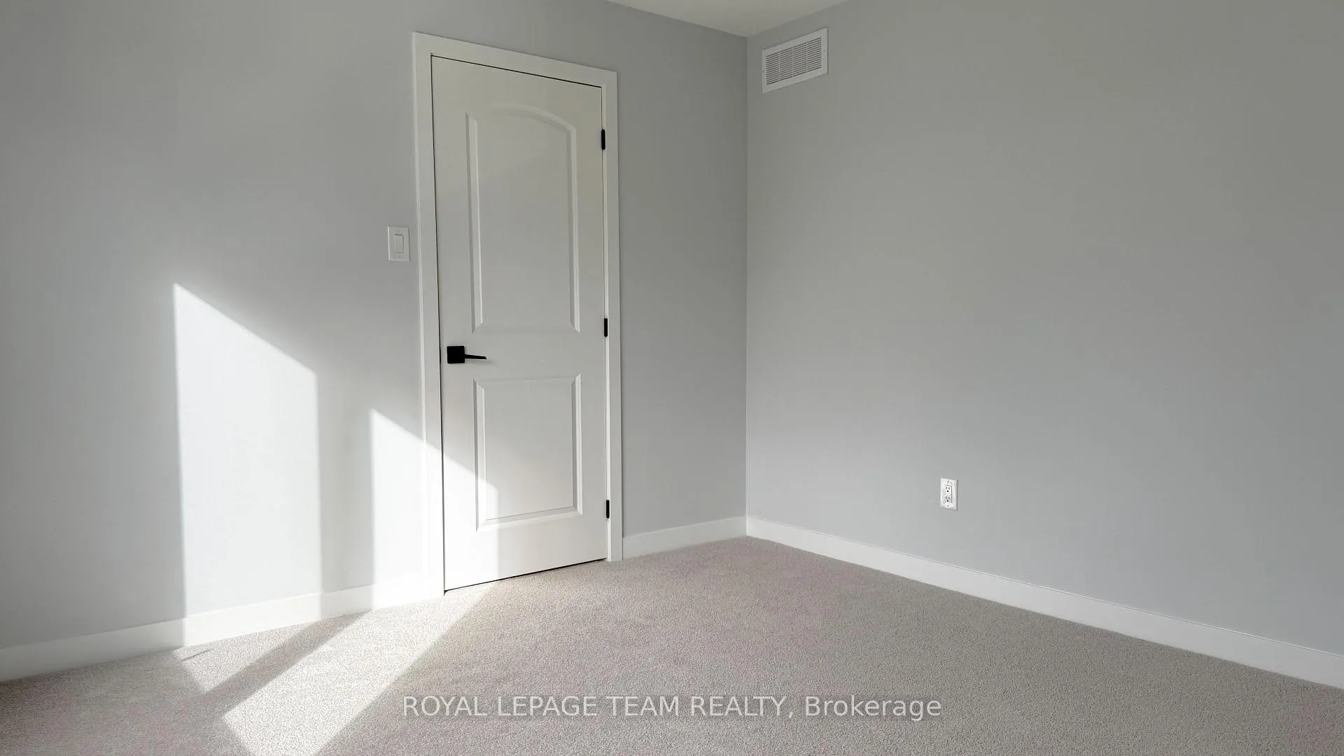 Photo 21 of 122 Tonic Crescent, Ottawa, Kanata - Rural Kanata (Central) — HOMEH