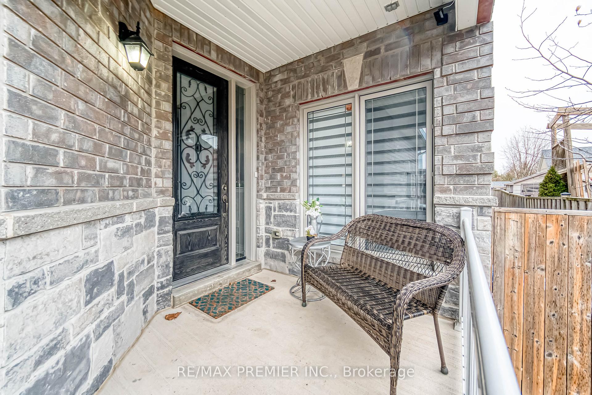 Photo 2 of 1878 Lamstone Street, Innisfil, Alcona — HOMEH