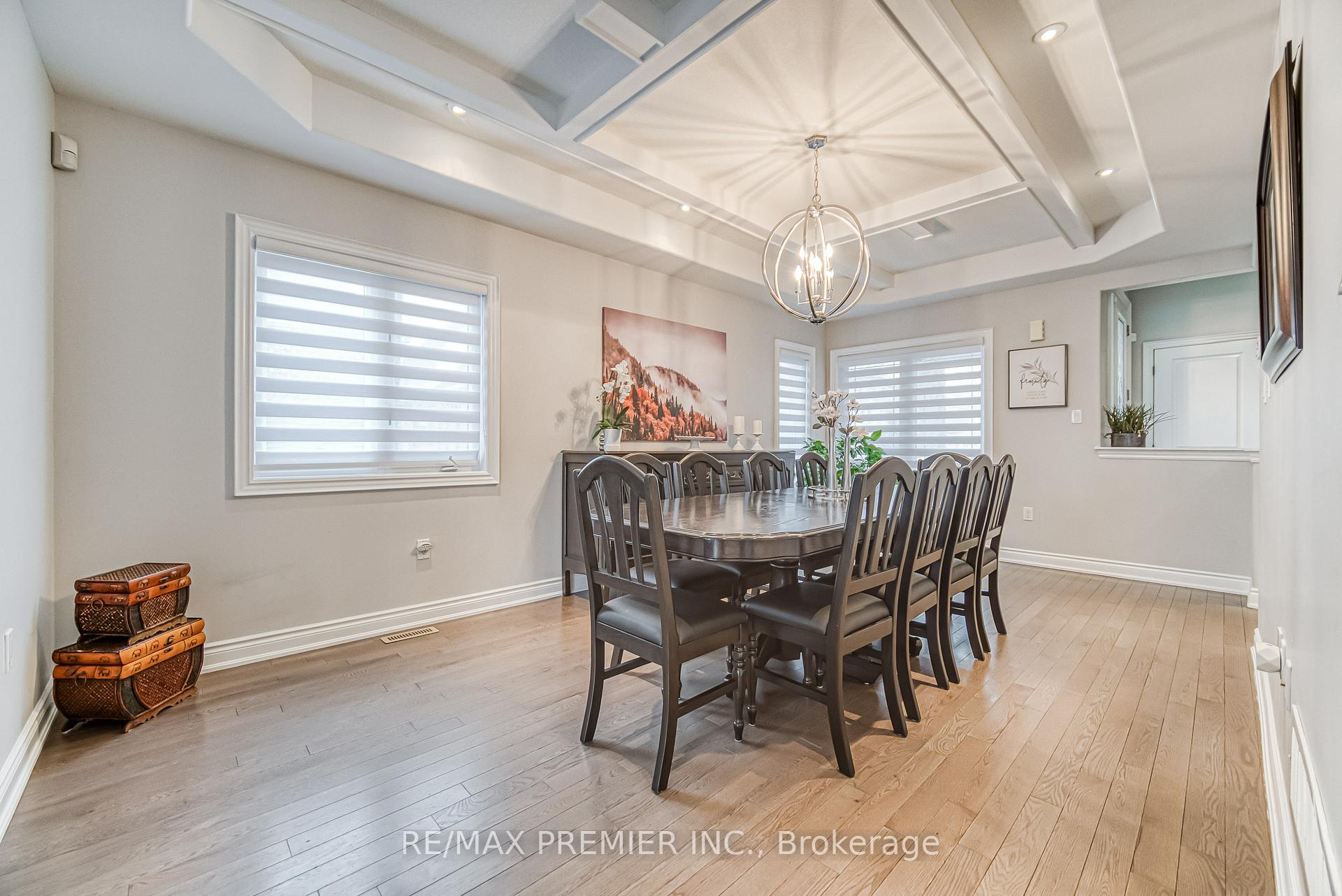 Photo 6 of 1878 Lamstone Street, Innisfil, Alcona — HOMEH