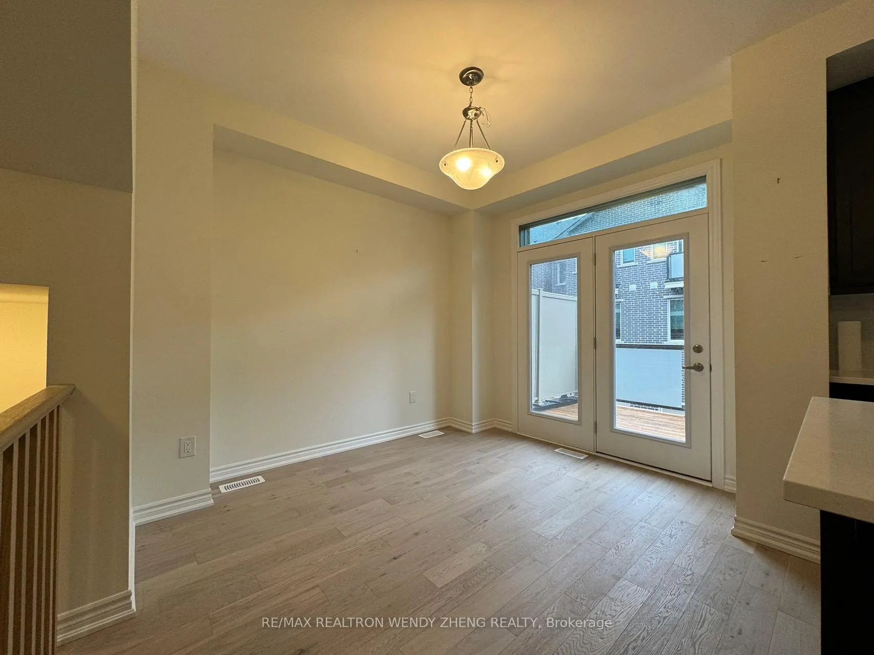 Photo 21 of 109 Thomas Frisby Jr Crescent, Markham, Victoria Square — HOMEH