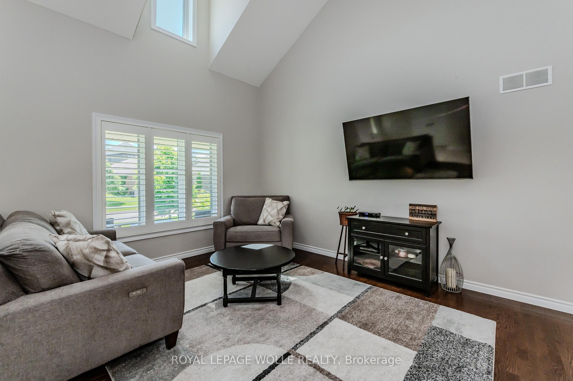 Photo 6 of 174 River Run Road, Mapleton, Rural Mapleton — HOMEH