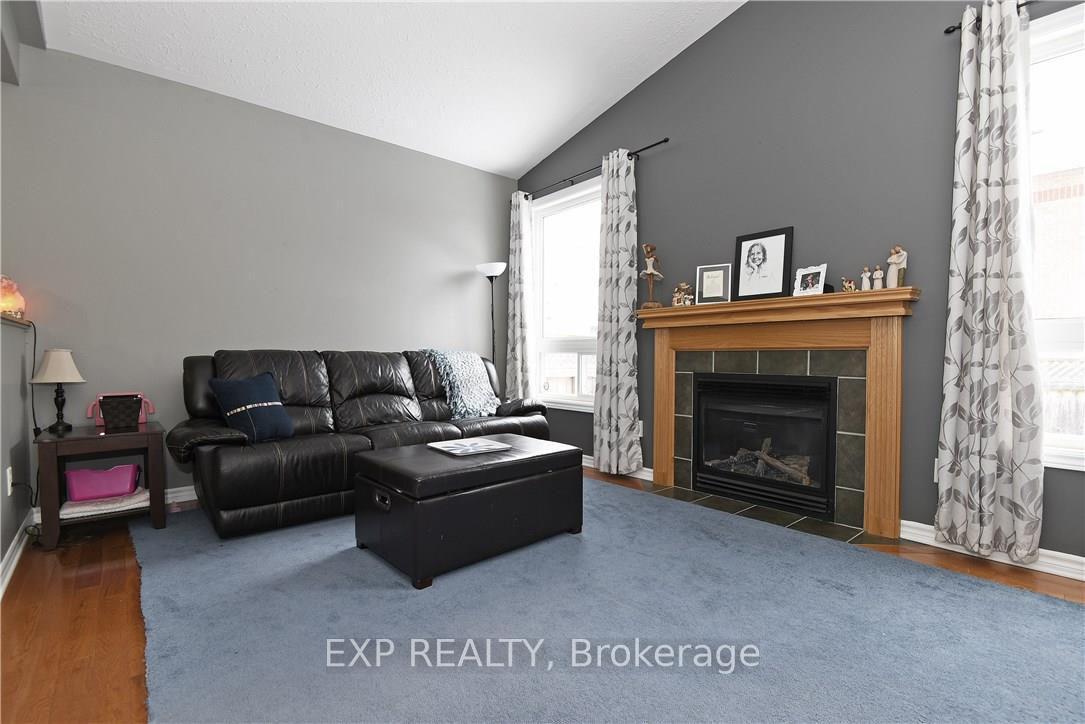 Photo 10 of 10 Woliston Crescent, Ottawa, Kanata - Morgan's Grant/South March — HOMEH