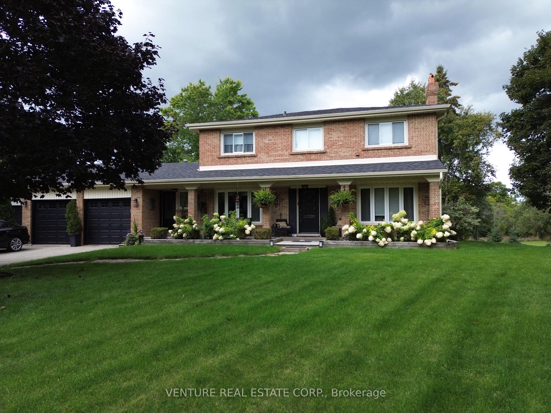 Photo 2 of 162 Western Avenue, King, Schomberg — HOMEH